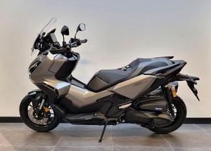 Scooters/Motocicletas ADV350 ABS de 330cc, Nuevas y Certificadas, Disponibles para Venta y Listas para Exportar - Product Image 5