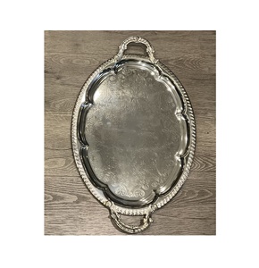 Plateau de service polyvalent en aluminium et laiton pour boissons, desserts et entrées Pratique pour les restaurants et la restauration - Product Image 1