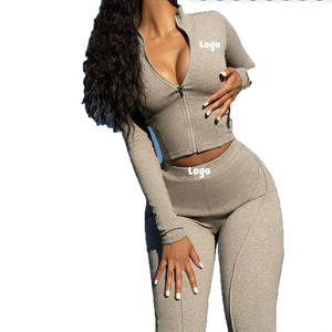 ชุดวอร์มผู้หญิงไซส์พิเศษที่ทนทานพร้อมผ้าโพลีเอสเตอร์แขนยาวสวมใส่สบายยาวนานสำหรับฟิตเนสและวิ่งออกกำลังกาย - Product Image 2