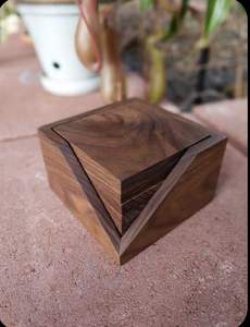 Sous-verre rond en bois assistant taille personnalisée fait à la main pour les articles de table et de cuisine en gros de haute qualité du Vietnam - Product Image 3