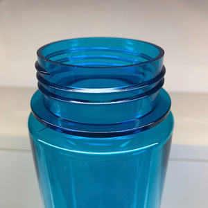 Bouteille d'eau en plastique PET sans BPA de 600 ml avec bouchon rabattable anti-fuite et marqueur de temps pour la salle de sport, le bureau, l'extérieur - Vaisselle PAVICO - Product Image 3