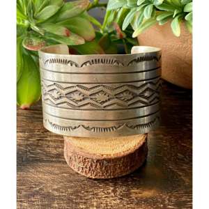 ริค เอ็นริเกซ กำไลข้อมือแฟชั่นเงินสเตอร์ลิง - Product Image 1