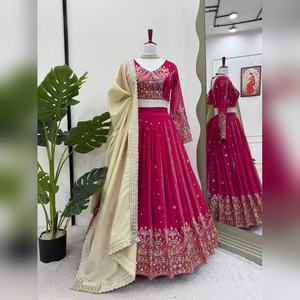 Lehenga Choli de créateur en gros pour femmes, mariage, broderie lourde, prêt à porter, fête indienne - Product Image 2
