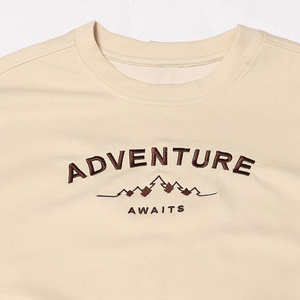 เสื้อสเวตเชิ้ตคอกลมทรงโอเวอร์ไซส์สำหรับผู้หญิง สไตล์ฤดูหนาว ผ้าระบายอากาศ ลายเรียบ โลโก้ด้านหลัง แฟชั่น - Product Image 4