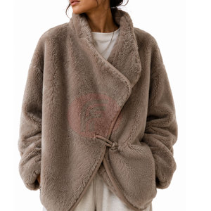 Manteau d'hiver pour femme, respirant, doux, en fourrure pelucheuse, chaud, décontracté, surdimensionné, boutonné sur le devant, rembourrage en coton, vêtement d'extérieur confortable pour le froid - Product Image 4