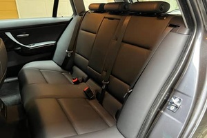 BMW 325xi Sport Tourer d'occasion 2006 (conduite à gauche/droite) - Product Image 2