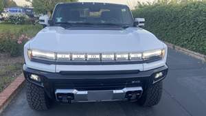 Venta en Subasta: Hummer EV Pickup Edition 2021, Tracción en las Cuatro Ruedas con Tres Motores, Paneles de Techo Removibles, Modo CrabWalk - Product Image 2