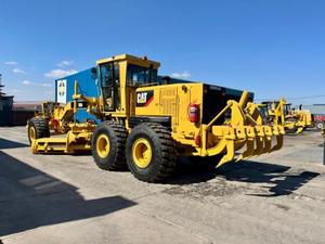 Niveleuse à moteur Caterpillar d'occasion 140H/140G avec système entièrement hydraulique, moteur Cummins, boîte de vitesses et pompe - Garantie de 2 ans - Product Image 2