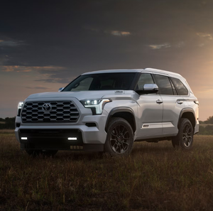 Toyota Sequoia TRD Pro 2024 à vendre Caractéristiques haut de gamme Excellent état Parfait pour les aventuriers et les familles - Product Image 6