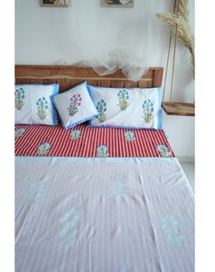 Dohar de Algodón Estampado a Mano con Motivos Ornamentales de Lujo, Tela Ligera y Suave, Ropa de Cama Elegante para el Hogar con Comodidad y Calidez - Product Image 2