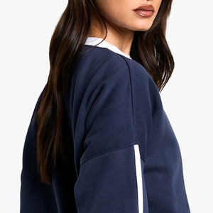 Sweat-shirt confortable pour femmes avec polaire isolante, design à prix avantageux, manches longues, service OEM, design / couture de haute qualité - Product Image 5