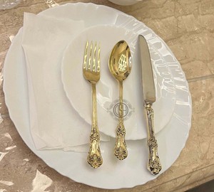 Juego de 3 piezas de precio bajo, juego de cubiertos de vajilla con acabado de espejo de latón para el hogar y el restaurante, juego de cubiertos de decoración de mesa. - Product Image 3