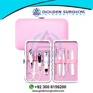 Juego de Manicura Portátil de 9 Piezas, Tijeras para Pedicura, Pinzas, Cuchillo, Limpiador de Oídos, Cortaúñas, Kit de Acero Inoxidable para el Cuidado de las Uñas - Product Image 4