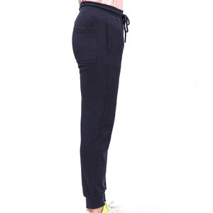 Pantalon de survêtement respirant pour hommes, confortable et décontracté, pour un usage quotidien, au meilleur prix, fabriqué au Pakistan - Product Image 4