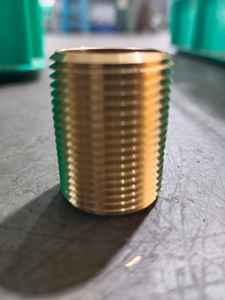 Raccord de tuyau court fileté mâle en laiton de haute qualité pour applications de plomberie en gros et à bas prix - Product Image 2