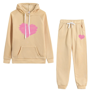 Conjunto Deportivo de 2 Piezas para Mujer, Sudadera con Capucha y Pantalones Deportivos, Diseño con Corazón, Estilo Casual para Otoño e Invierno, Gran Venta - Product Image 3