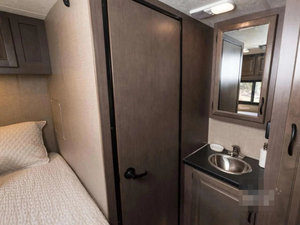 TOP F-O-U-R RV WINDS M-A-J-E-S-T-I-C 23A Modelo 2020 con Alto Rendimiento Disponible para la Venta - Product Image 2