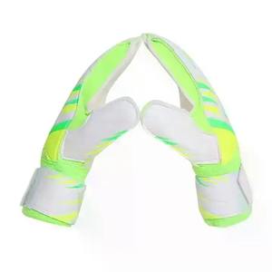 ถุงมือผู้รักษาประตูมีสไตล์ใหม่แฟชั่นยอดนิยมจากผู้ผลิตชั้นนำ - Product Image 4