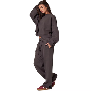 Conjunto de 2 Piezas de Ropa de Invierno para Mujer, Sudadera y Pantalones Deportivos Largos, Estilo Informal, Estampado, con Capucha, Ecológico - Product Image 3