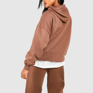 Vente en gros de sweats à capuche imprimés pour femmes sweats graphiques doublés en polaire avec capuche à cordon de serrage et manches longues pour l'hiver et l'automne - Product Image 3