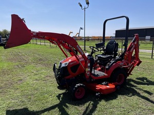 Tracteur à roues diesel Kubota BX23S 4WD, mini-chargeuse-pelleteuse à bon prix, tracteur de jardin standard - Product Image 5