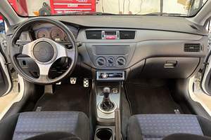 USADO LHD/RHD0 2005 MITSUBISHI LANCER EVOLUTION VIII RS - Product Image 3