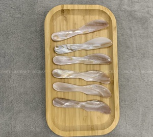 Couteau en nacre de luxe, cuillère à caviar, couteau en nacre, fourchette en nacre Taille 8 à 12cm Fait à la main Vietnam - Product Image 1