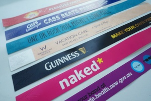 Bracelets Tyvek de marque coréenne pour événements-Bracelets d'identification légers pour l'entrée dans un bar de concert - Product Image 3