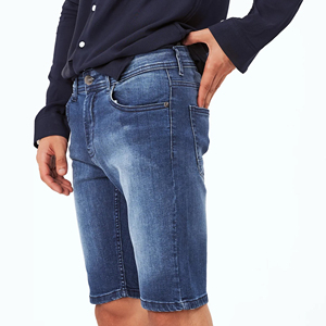 Shorts en denim tricotés droits pour hommes avec impression de logo personnalisé, respirants, écologiques, style streetwear - Product Image 4