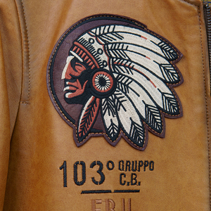 Chaqueta universitaria bordada de cuero de moda vintage para hombre OEM con nueva llegada de la mejor calidad para hombres y mujeres hecha en Pakistán - Product Image 4