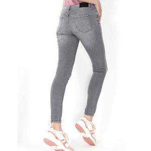 100% coton décontracté Streetwear Denim femmes jean nouveauté en gros femmes jean respirant avec des couleurs et Logo personnalisés - Product Image 2