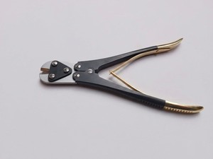 Cortador de Alambres y Placas Ortopédicas de 9.5 Pulgadas, Alicates para Procedimientos Quirúrgicos, Instrumentos Manuales de Acero Inoxidable - Product Image 4