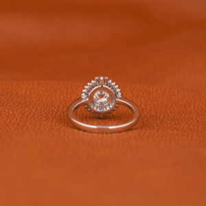 Anillo de compromiso de oro sólido de 14 quilates, libre de conflictos, redondo y corte Baguette, diamante, doble Halo, diseño Starburst, anillo chapado en oro - Product Image 4