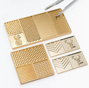 Moldes para Cubitos de Hielo, Bandeja para Cubitos de Hielo Fácil de Mantener, Bandeja para Cubitos de Hielo de Material Grueso para Entusiastas de los Cócteles - Product Image 1