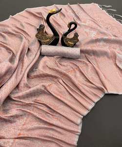 Saree en organza de créateur pour mariage avec belle broderie et chemisier fantaisie prêt à l'emploi pour fête - Product Image 2