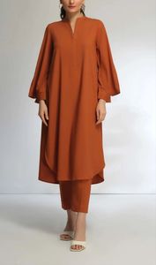 Tenues d'hiver modestes haut de gamme avec des couleurs unies et des conceptions personnalisées pour un attrait intemporel - Product Image 2