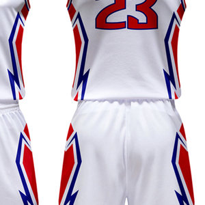 ผลิตชุดยูนิฟอร์มบาสเก็ตบอลคุณภาพดีที่สุดแบบ OEM ขายส่ง แบบกลับด้านได้ พิมพ์ลายแบบ Sublimation ระบายอากาศได้ดี ต้านเชื้อแบคทีเรีย แห้งเร็ว - Product Image 6