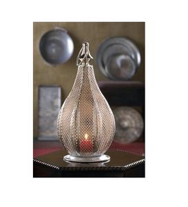Linterna de metal decorativa vintage hecha a mano de primera calidad diseñada con motivos florales adecuados para las celebraciones de Ramadán Eid - Product Image 1