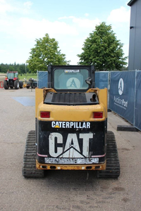 Skid steer loader Caterpillar 247B Diesel for sale | Caterpillar 247B Skid Steer Loader Diesel Crawler Type Yellow Track Loader - Product Image 3