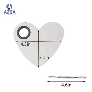 Paleta de mezcla de maquillaje en forma de corazón de acero inoxidable con espátulas para mezclar colores para uso cosmético y de arte de uñas - Product Image 1