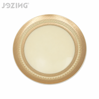 Assiettes en céramique à bord doré en stock pour la vente en gros – Vaisselle de luxe en porcelaine pour hôtels, restaurants et mariages