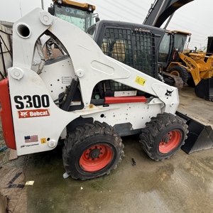 Bán chạy nhất cũ nhỏ gọn Skid Steer lật <span class=keywords><strong>bobcat</strong></span> S550 S300 trong kho, đầu tiên đến, đầu tiên phục vụ - Product Image 3