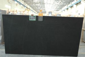 กระเบื้องแกรนิตสีดำแบบอินเดียเกรดพรีเมี่ยม10มม. พื้นผิวขัดมันสำหรับการออกแบบตกแต่งภายในที่ทนทานพื้นและผนัง - Product Image 2