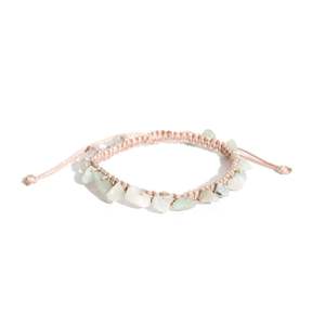 Bracelet Querces Beige Sweet par Nays Bijoux d'automne faits à la main pour femme, cadeau élégant et minimaliste - Product Image 3