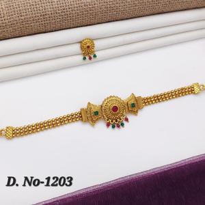 Elegant Jewelry <b>Pearl</b> and Crystal Women Choker Necklace <b>Set</b> with Golden Finish for Wedding and Evening Event Use for Export Sale - Product Image 3