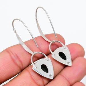 ต่างหูหยดน้ำหยกดำเงินแท้ทำมือประดับอัญมณีสำหรับผู้หญิงของขวัญสุดหรู - Product Image 5