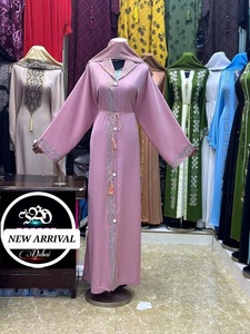 Abaya longue pour femme, modèle 2026, de Dubaï, noire, magnifique, traditionnelle islamique, faite main, dessinée à la main, en polyester respirant, à manches longues et ourlet évasé, modèle universel - Product Image 3