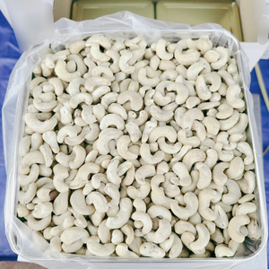 Muestra GRATUITA de Nueces de Anacardo W180 W240 W320, Nueces de Anacardo al por Mayor, Listas para Enviar, Granos de Nueces SANTIGO - Product Image 1