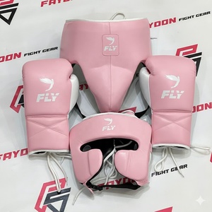 Tous les coloris et tailles disponibles, ensembles de sparring Fly Pink avec gants de boxe, protège-tête, protège-aine, logo personnalisé, gants de boxe Winning - Product Image 1