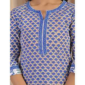 Conjunto Casual de Kurta y Pantalón de Algodón Beige con Estampado a Mano - Product Image 2